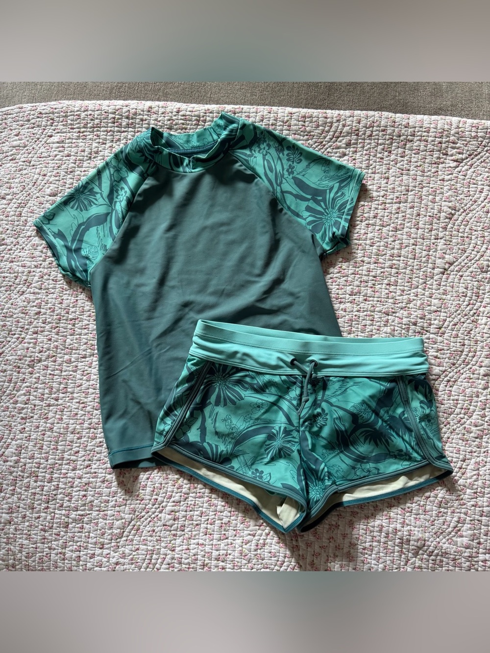 Athleta Girl 2 Piece Mock Neck Rash Guard & Cannon Ball 2.0 Swimsuit Shorts